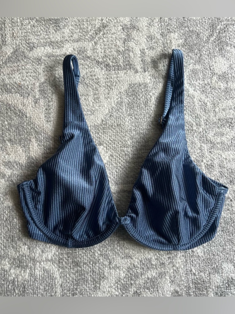 Hollister Ribbed Underwire Bra in Navy